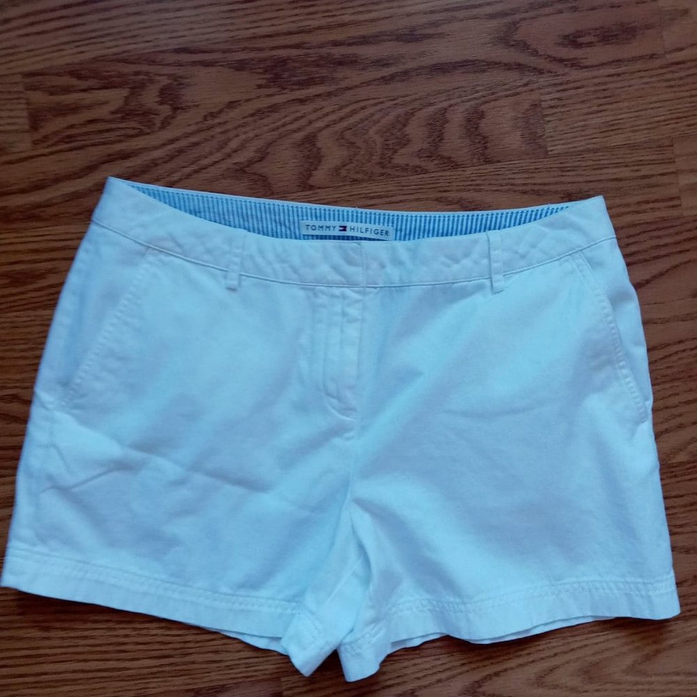 3/$10 - Like New Women's Tommy Hilfiger Shorts